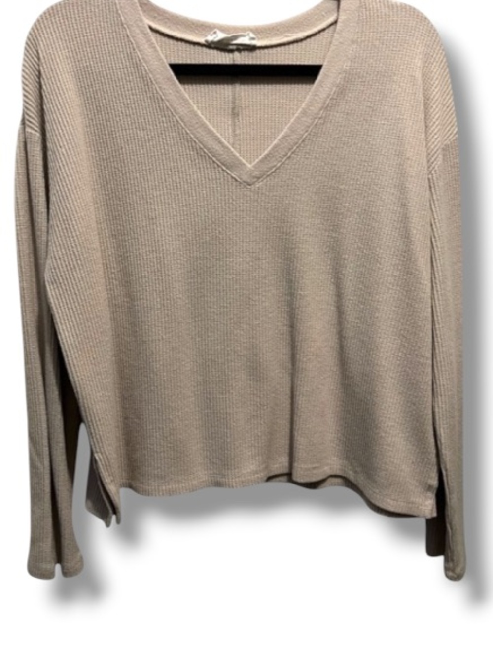 Double Zero Women’s Beige Long-Sleeve V-Neckline Sweater Top Waffle Texture